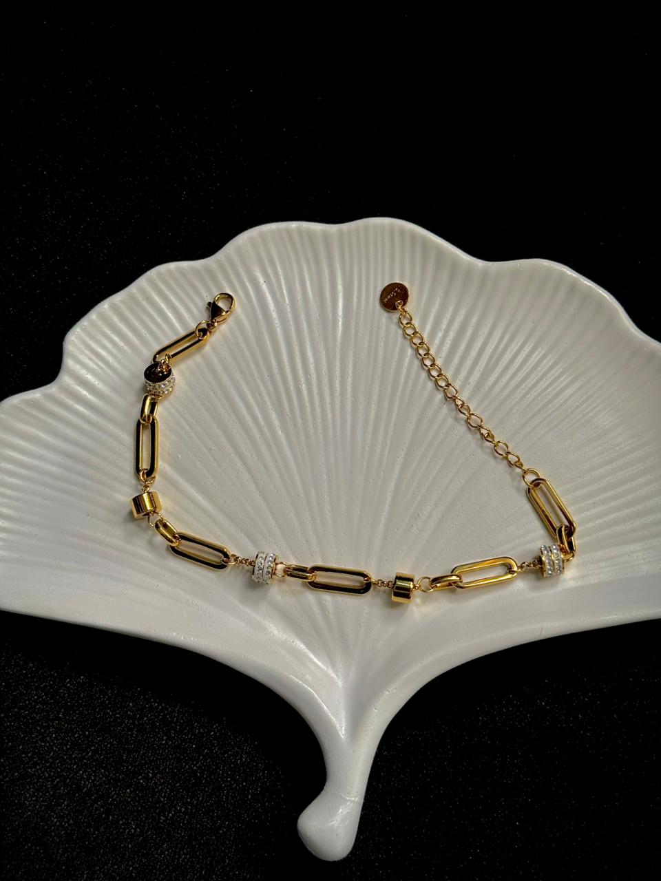 18k gold plated on stainless steel PaperClip link with cubic chain bracelet - Image 5