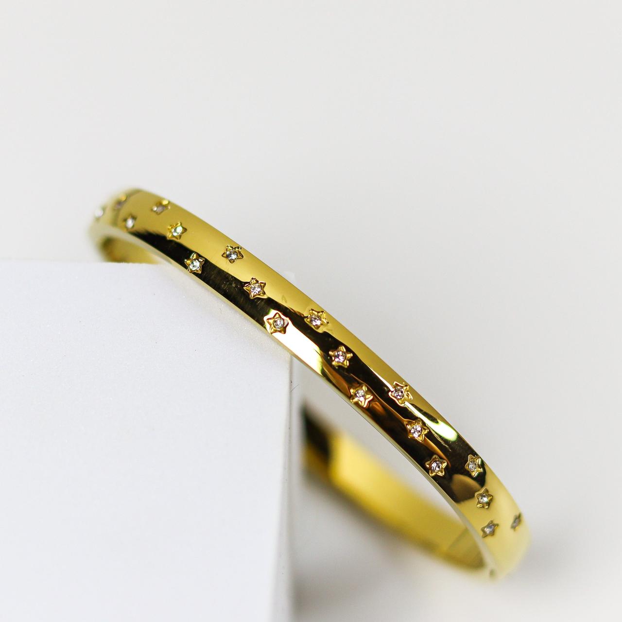 Star studded 18k gold plated on Stainless Steel anti tarnish bracelet - Image 2