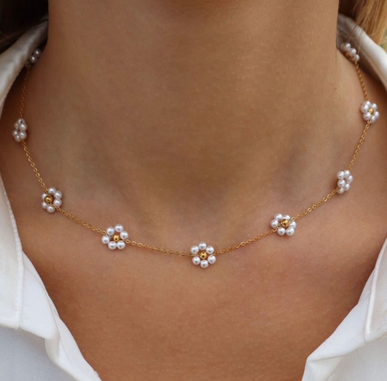 Round artificial pearls 18k gold plated on Stainless Steel Anti Tarnish necklace - Image 2