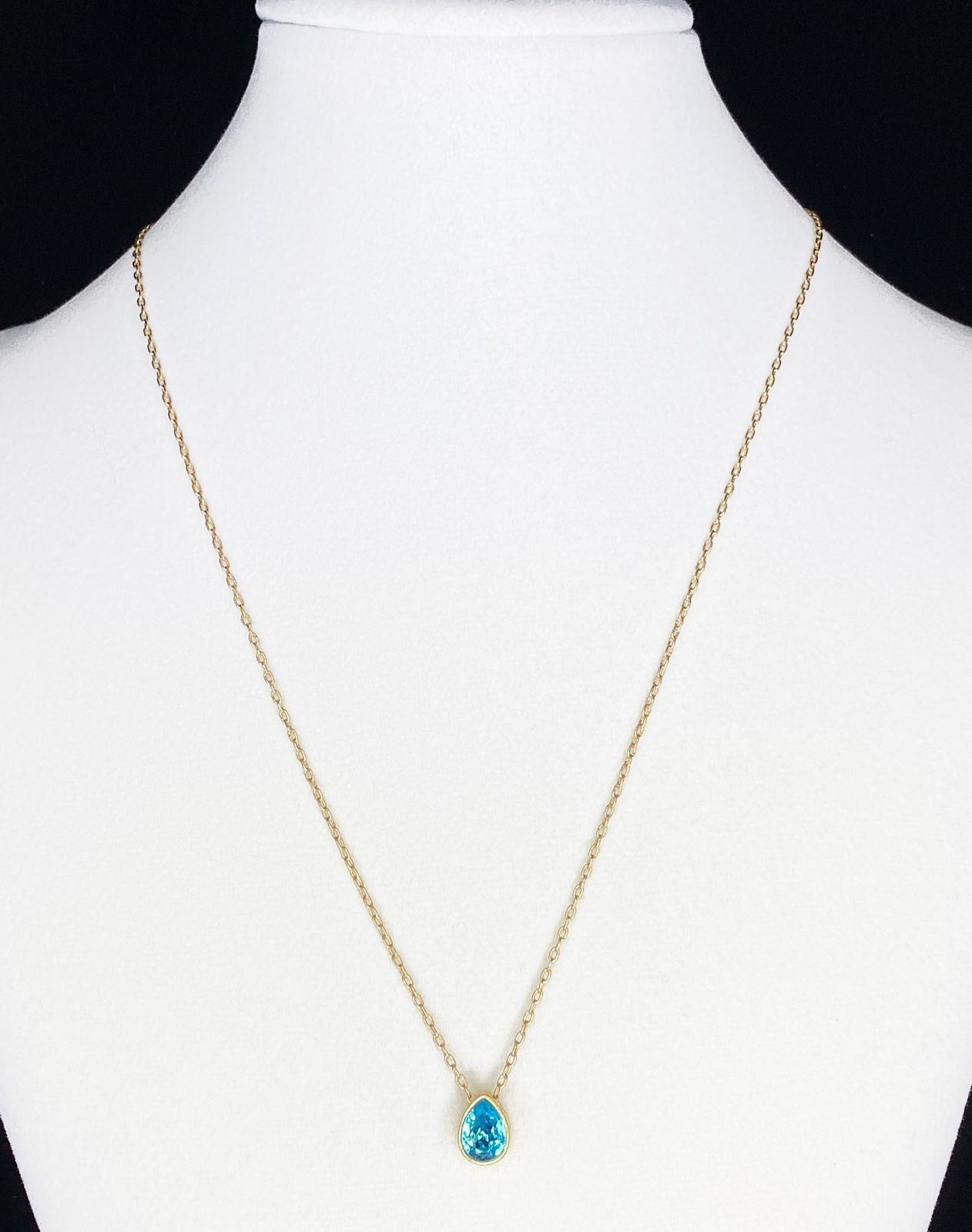 Swarovski inspired 18k gold plated on Stainless Steel Anti Tarnish Aqua stone necklace - Image 2