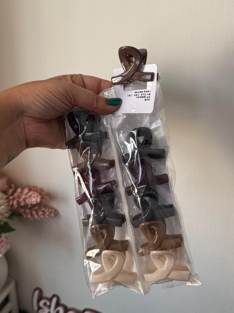 Glossy super premium Infinity medium hair claws - Image 2