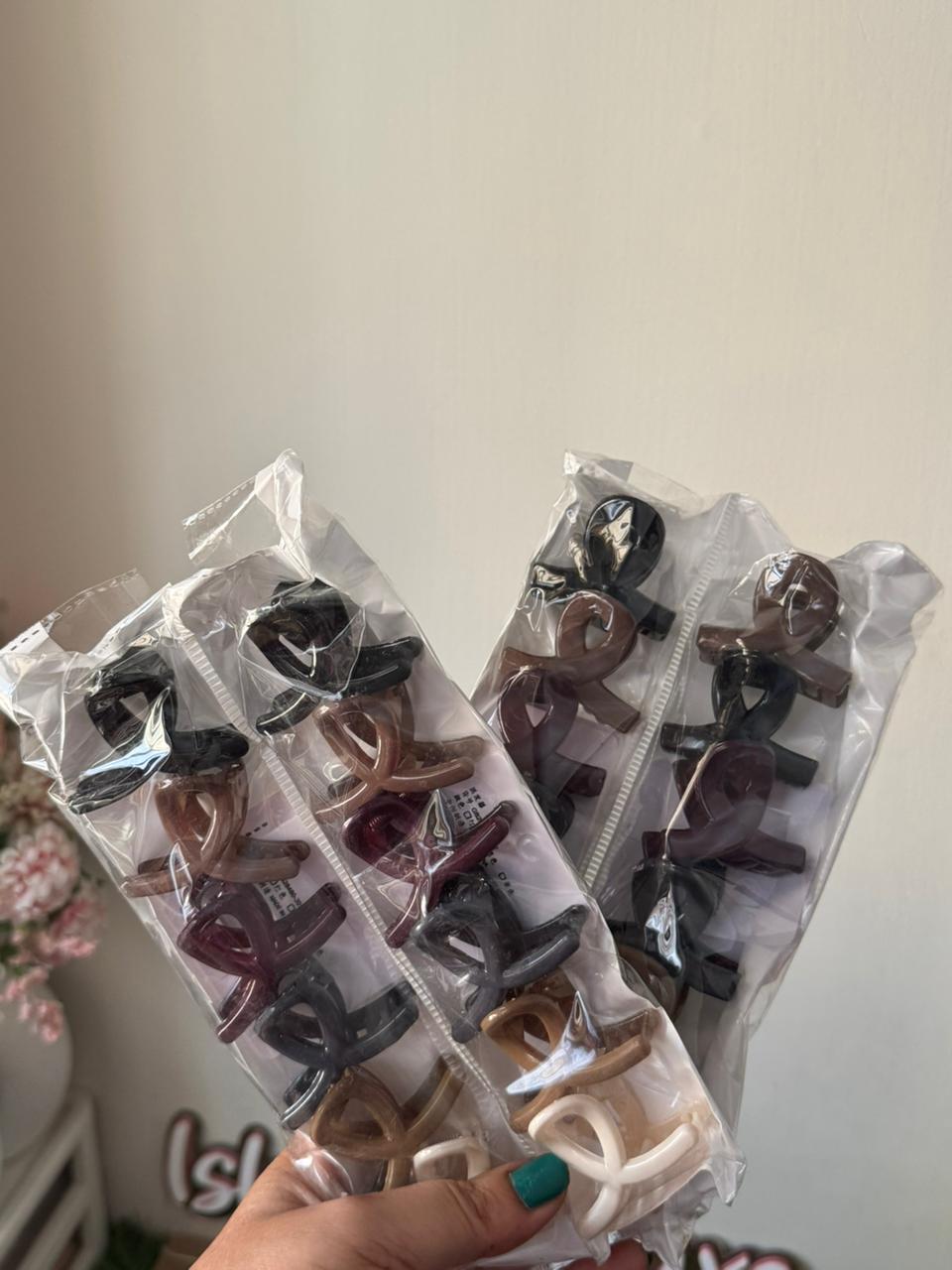 Glossy super premium Infinity medium hair claws - Image 5