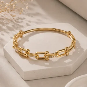Paperclip model 18k gold plated on 304 Stainless Steel anti tarnish bracelet